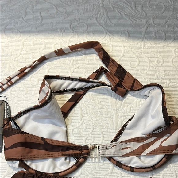 PrettyLittleThing Brown Zebra Bikini. Top 8/bottom10. NWT - Picture 11 of 13